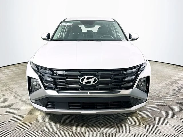 New 2026 Hyundai TUCSON SE