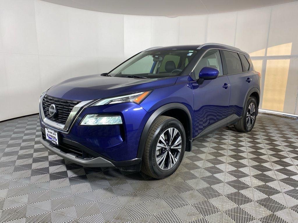 Used 2023 Caspian Blue Metallic Nissan SV image 3