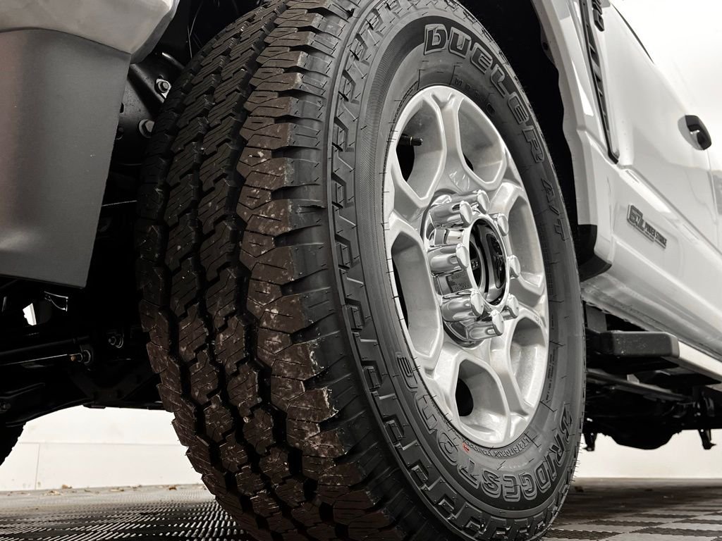 New 2026 White Ford XLT image 15