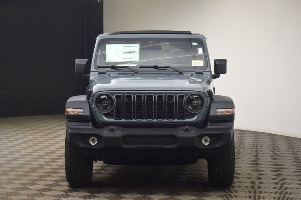 New 2026 Anvil Clear-Coat Exterior Paint Jeep Sport S image 2