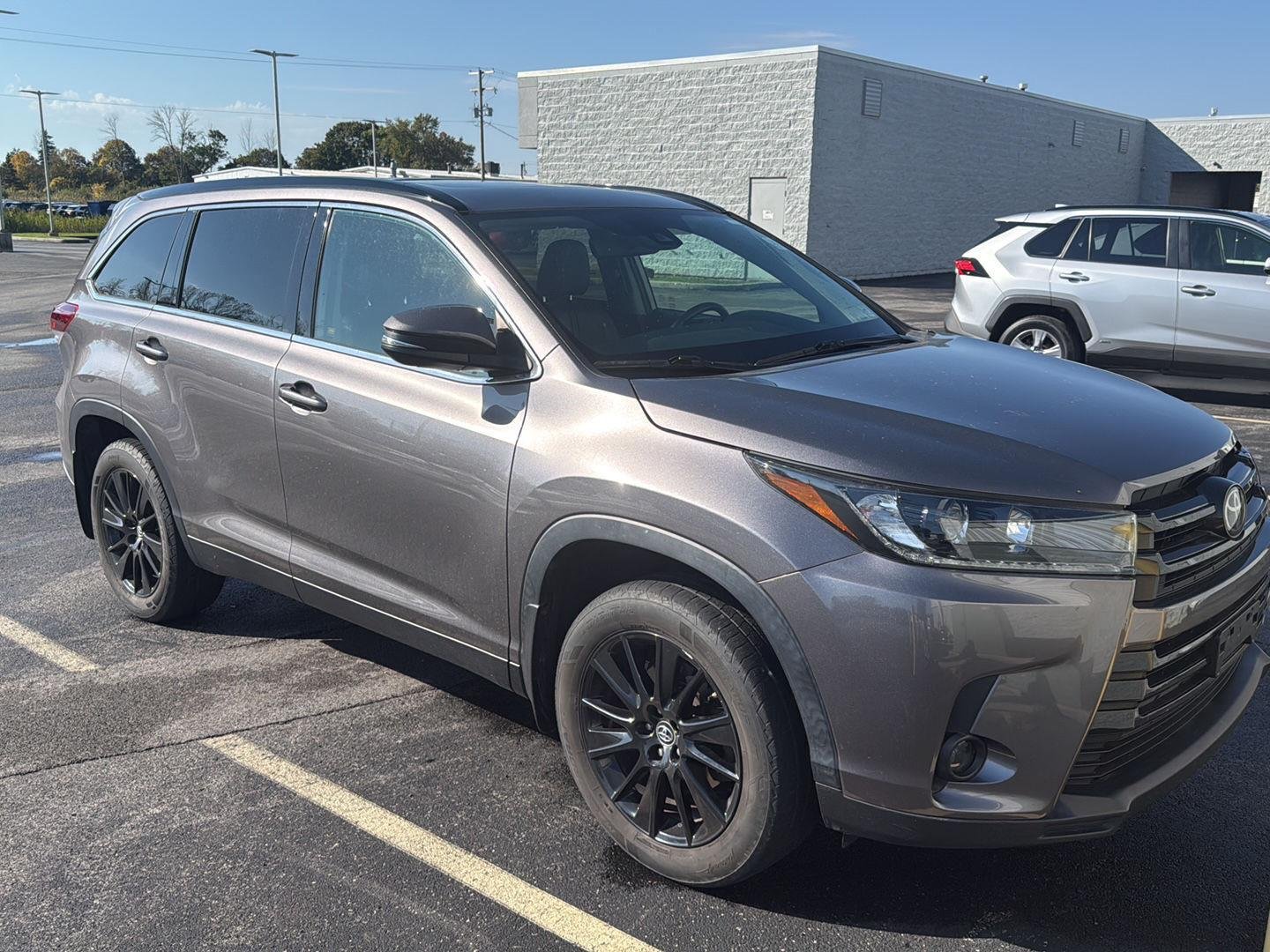 Used 2019 Predawn Gray Mica Toyota SE image 2