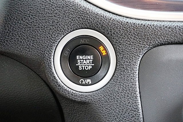 Used 2019 White Dodge Scat Pack Stars & Stripes Edition image 28