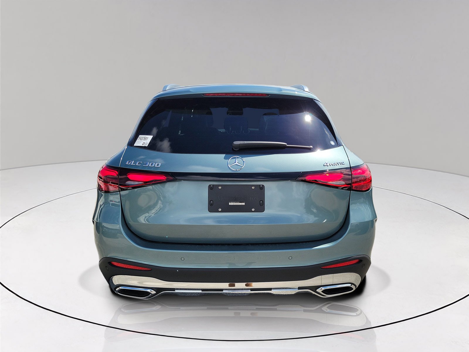New 2026 Verde Silver Metallic Mercedes-Benz GLC 300 image 5