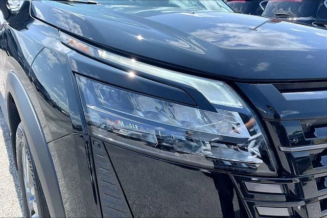 New 2026 Nissan Pathfinder SV 4D Sport Utility