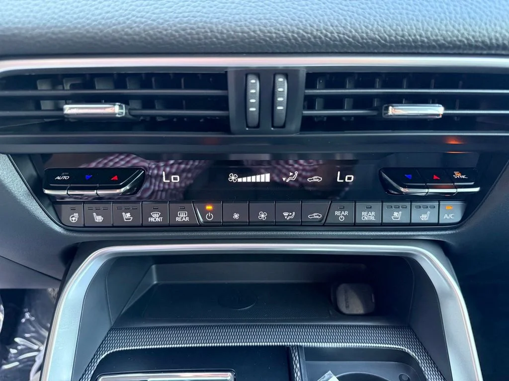 New 2026 Black Mazda 3.3 Turbo Premium image 18