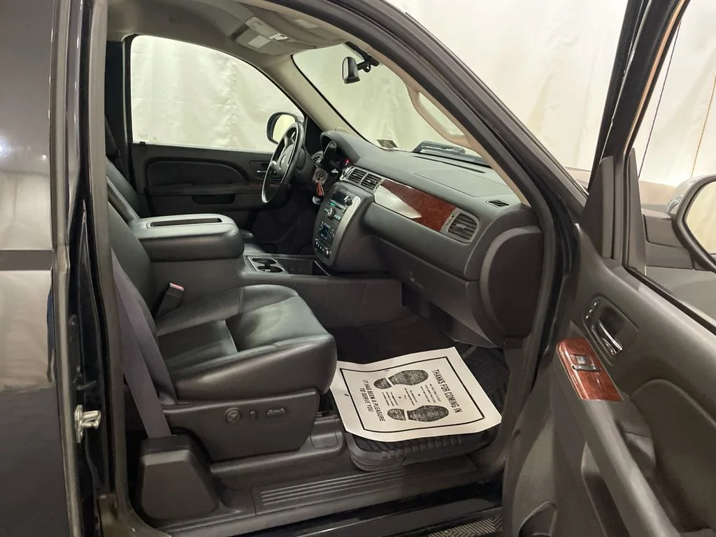 Used 2012 CARBON BLACK METALLIC GMC SLT image 20