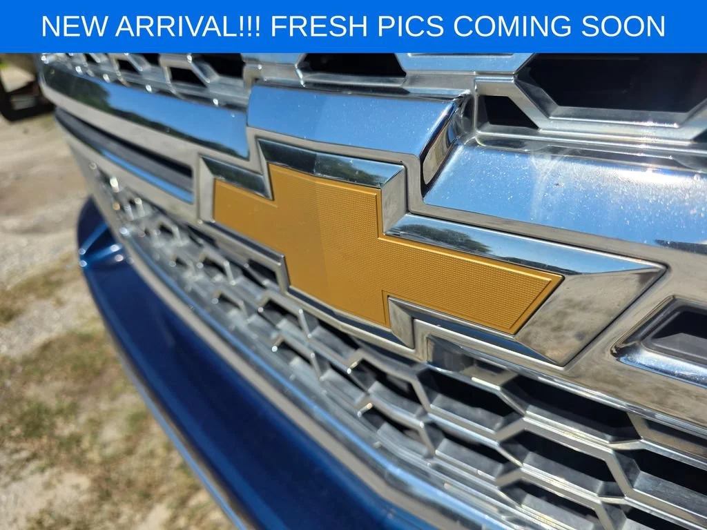 Used 2015 DEEP OCEAN BLUE METALLIC Chevrolet LT image 12