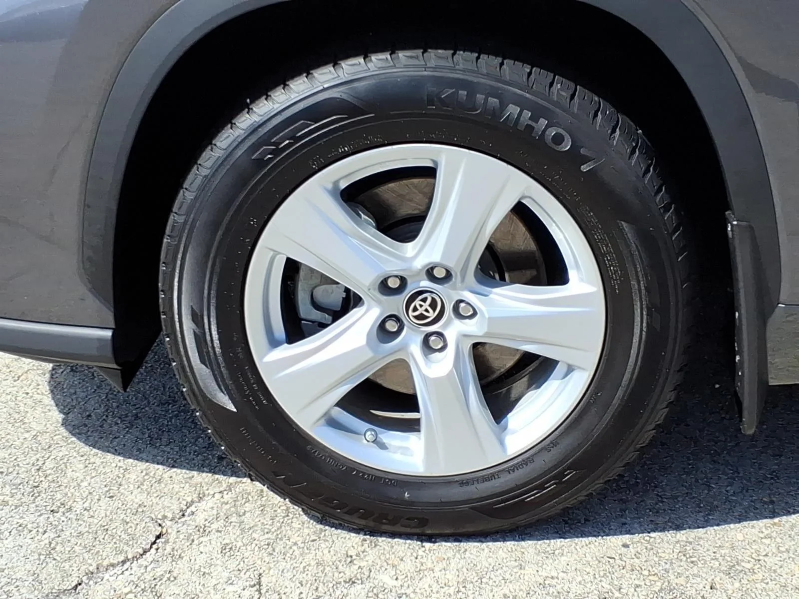 Used 2021 Magnetic Gray Metallic Toyota LE image 4