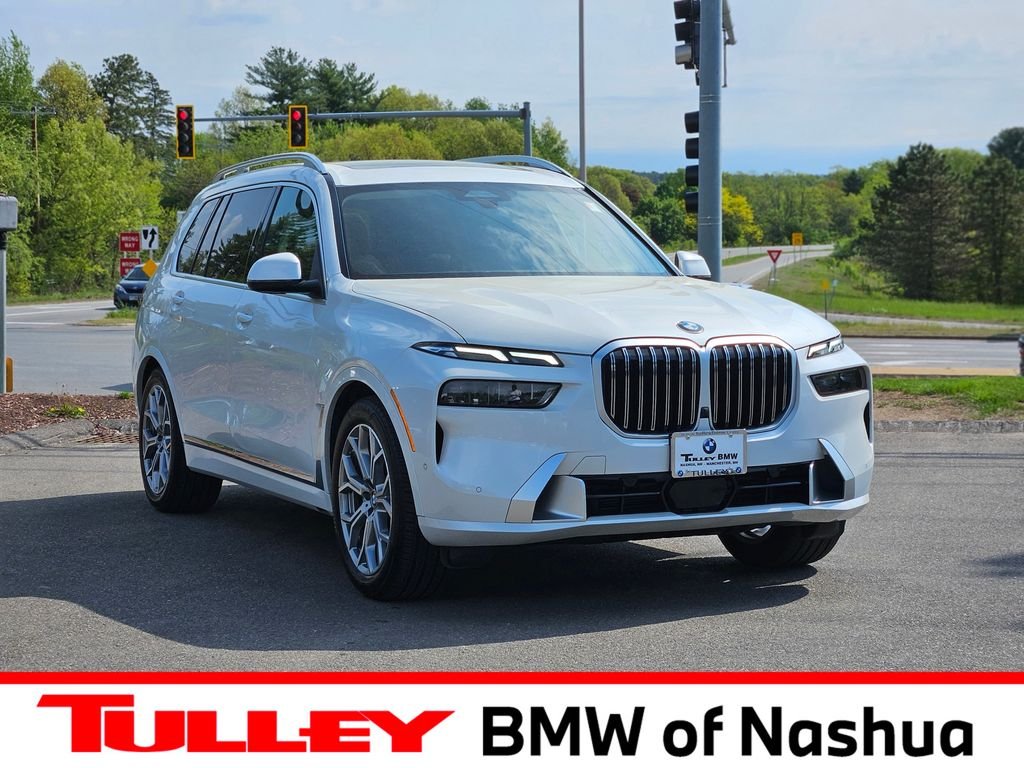 2024 BMW X7 xDrive40i's photo