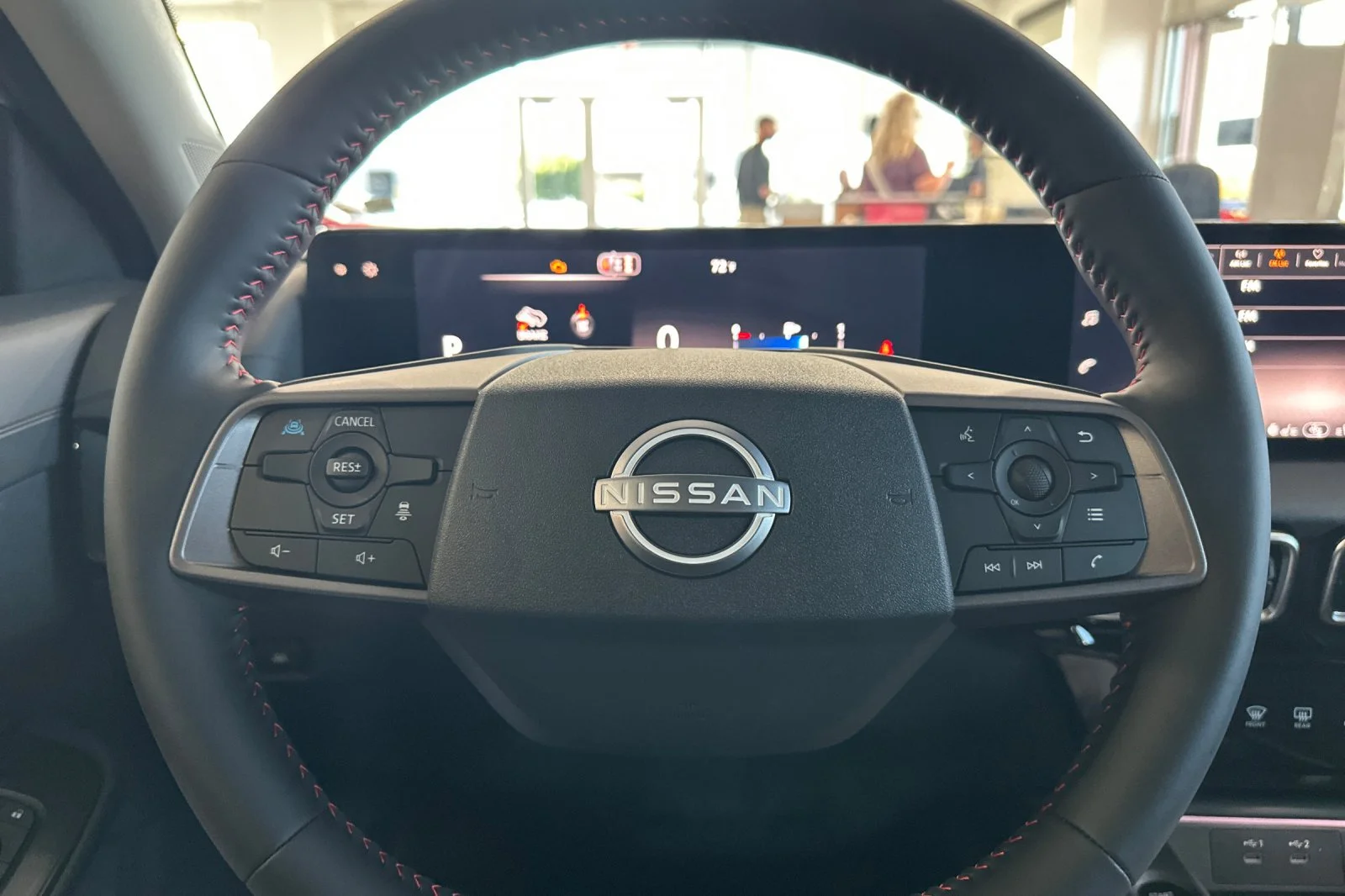 New 2026 Aspen White TriCoat / Super Black Two-tone Nissan SR image 22