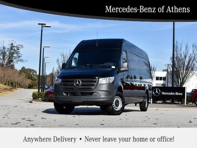 New 2026 Jet+Black Mercedes-Benz Cargo 170 WB image 38