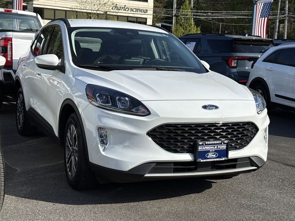 2022 Ford Escape SEL AWD photo