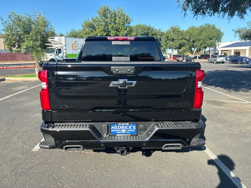 2026 Chevrolet Silverado 1500 High Country - Photo 4