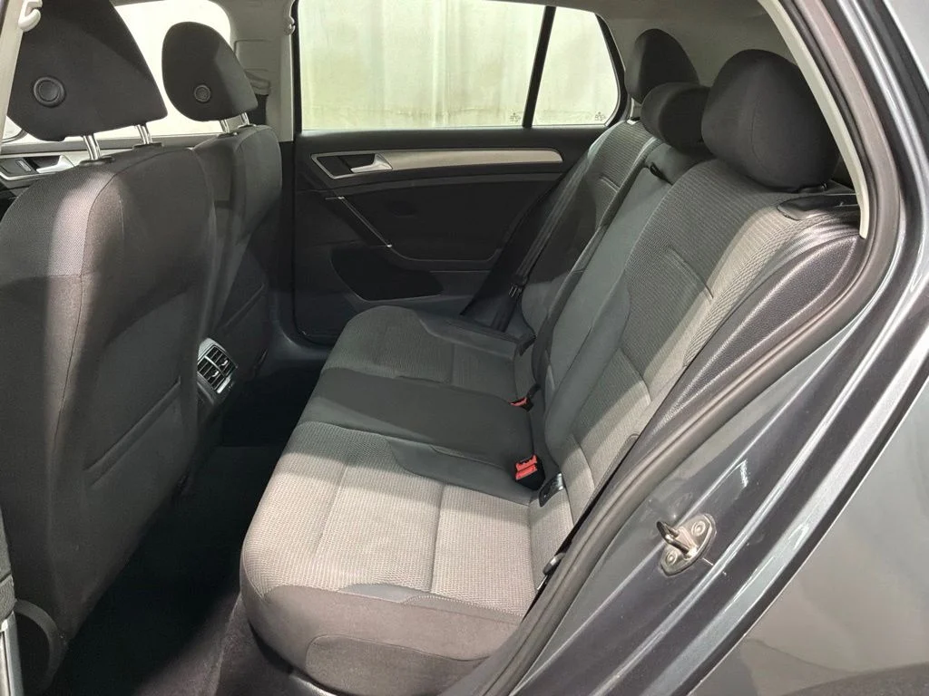 Used 2016 Platinum Gray Metallic Volkswagen TSI S 4-Door image 21