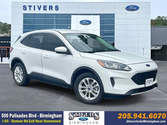 Used 2021 White Ford SE image 1