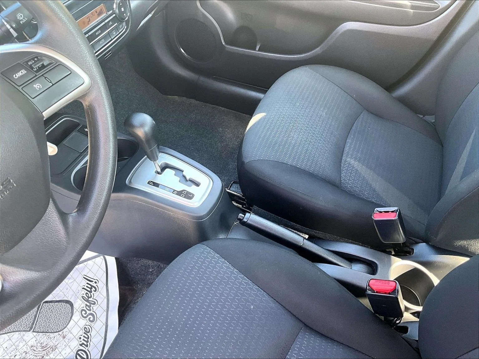 Used 2024 White Mitsubishi ES image 16