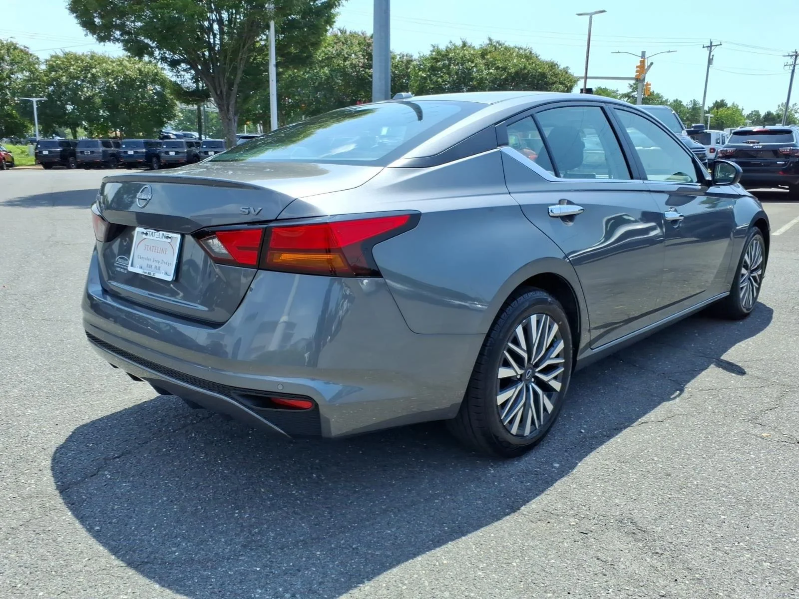 Used 2024 Gun Metallic Nissan 2.5 SV image 2