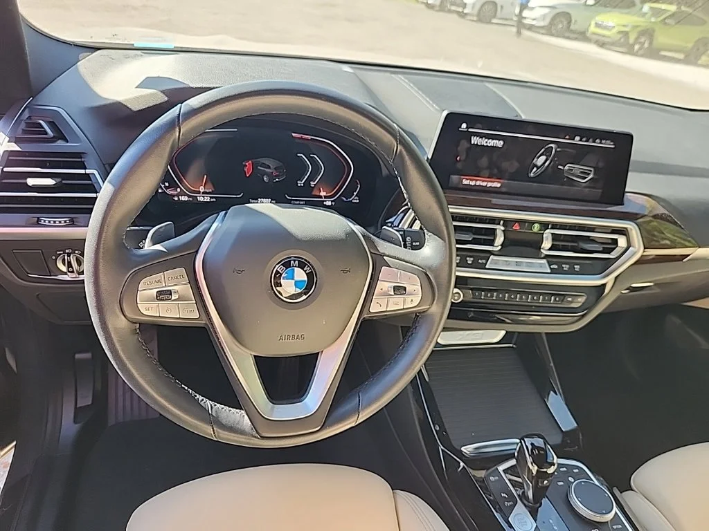 Used 2024 Skyscraper Grey Metallic BMW sDrive30i image 4