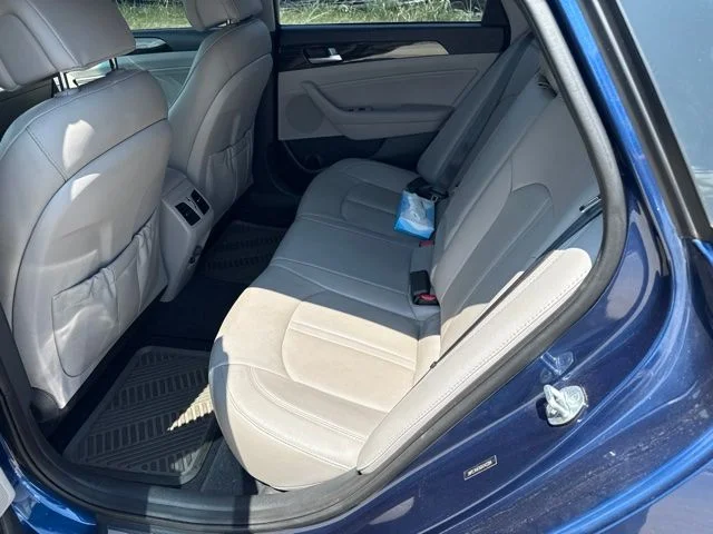 Used 2016 Blue Hyundai Limited image 15