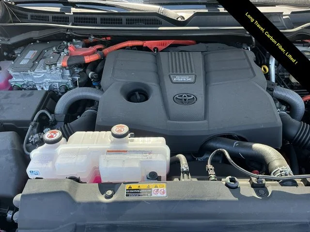 2025 Toyota Tundra Limited - Photo 16