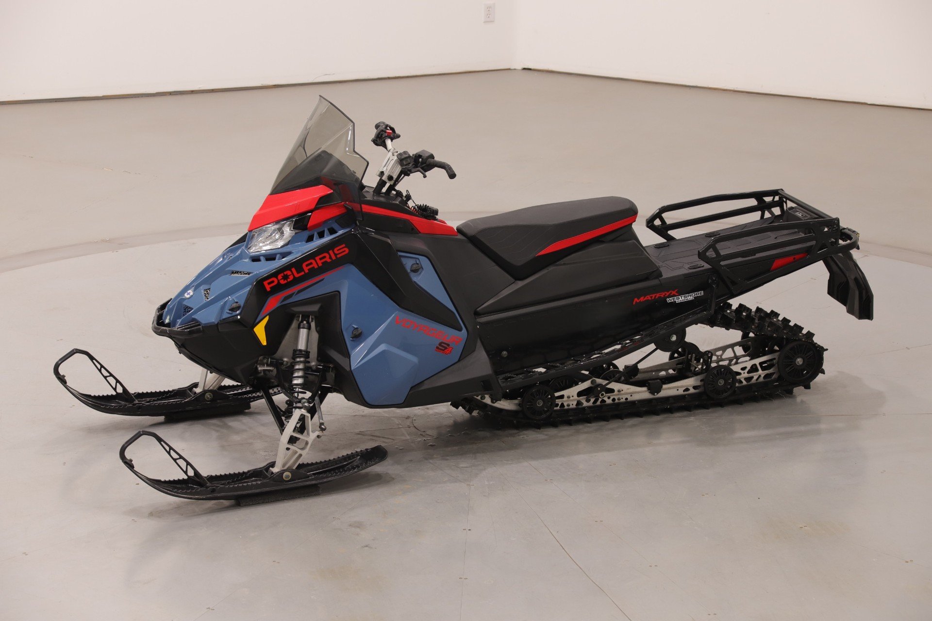 Used 2024  Polaris  image 2