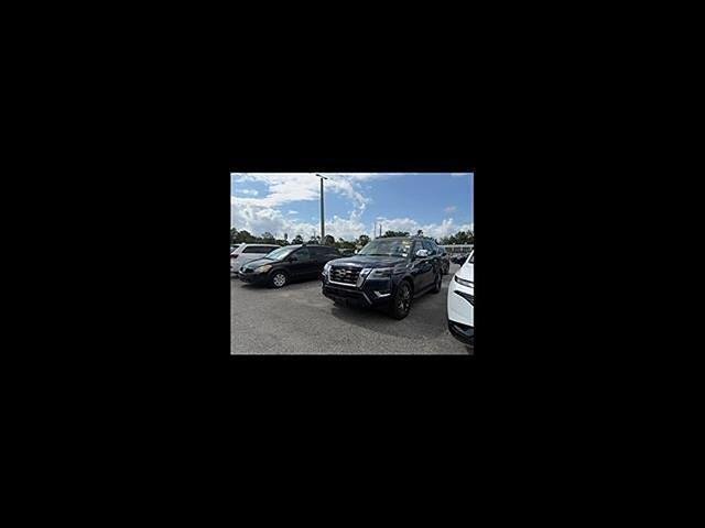 2022 Nissan Armada Platinum 4X4's photo