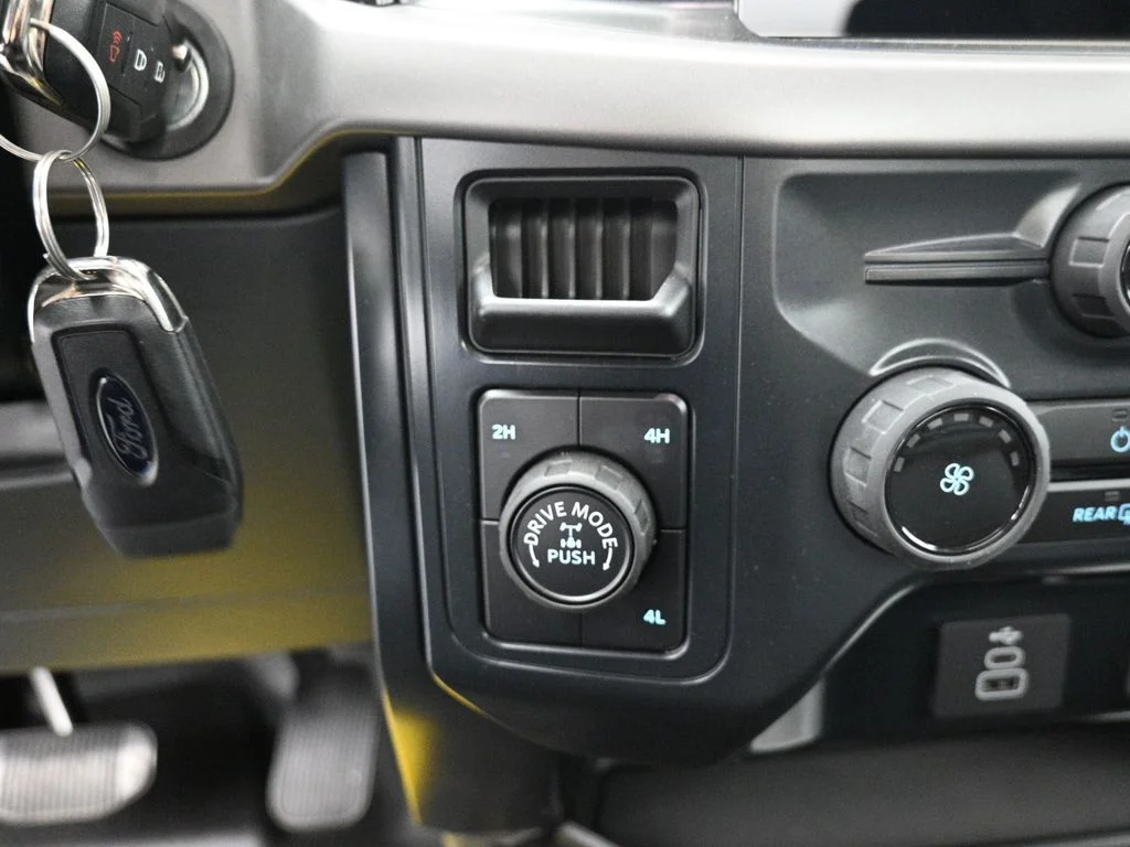 New 2025 Black Ford XL image 16
