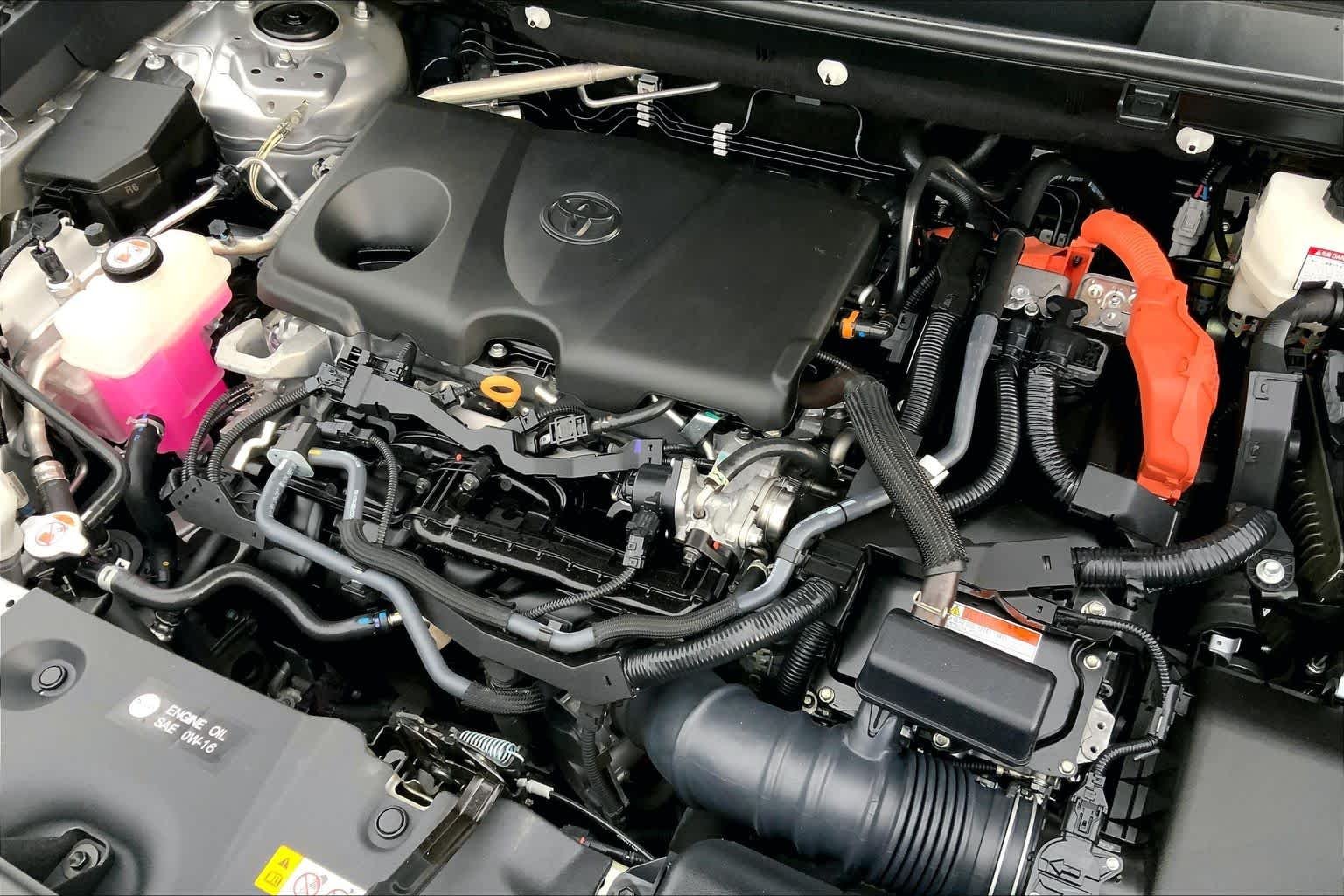 Used 2024 Silver Sky Metallic Toyota Hybrid XLE image 65