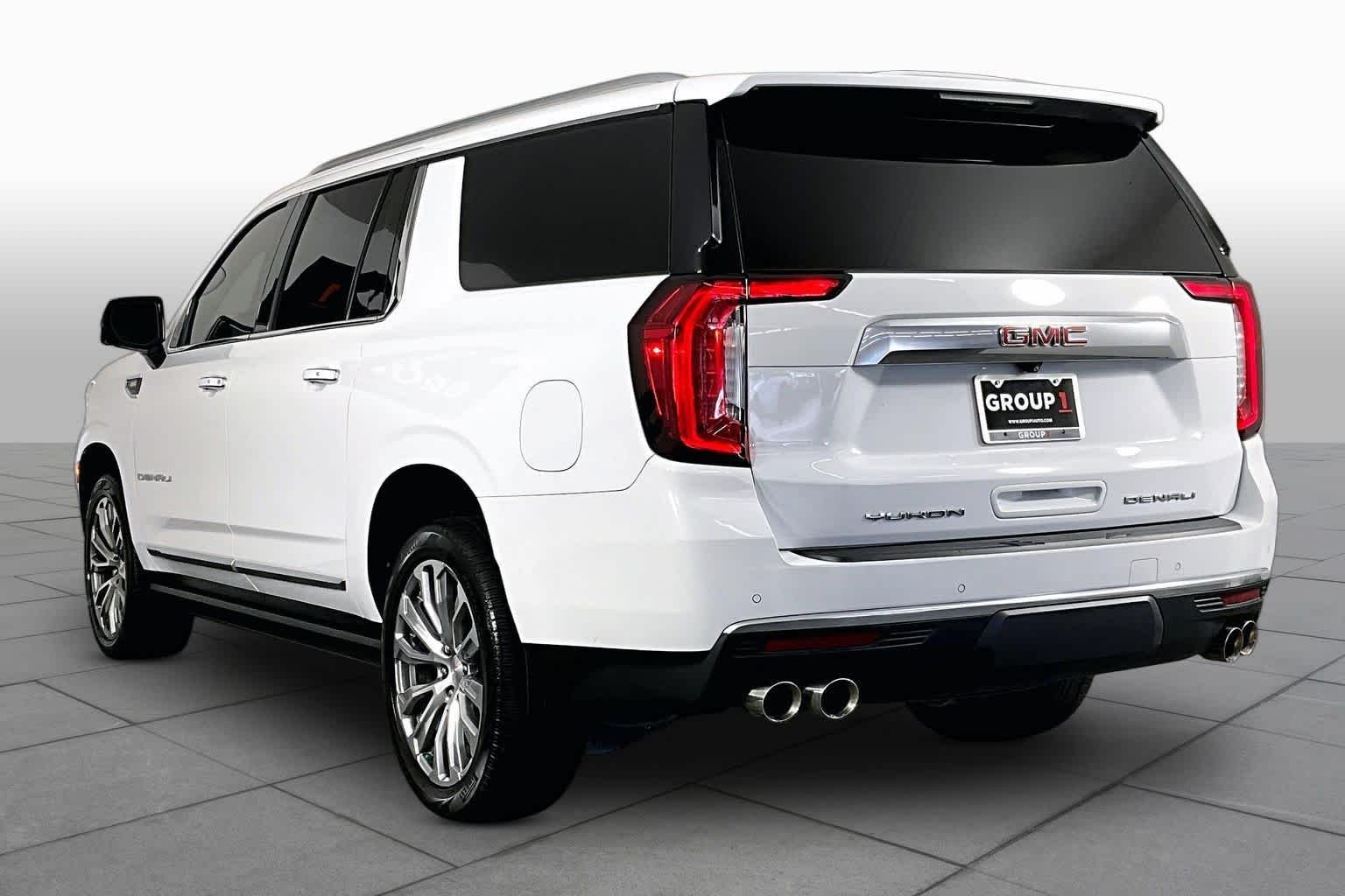 Used 2022 Summit White GMC Denali image 12