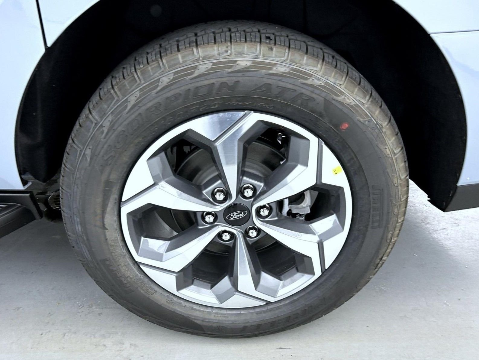 New 2027 Glacier Gray Metallic Tri-Coat Ford Active image 25