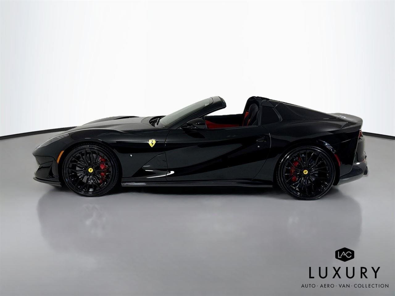Used 2021 Nero Ferrari  image 9