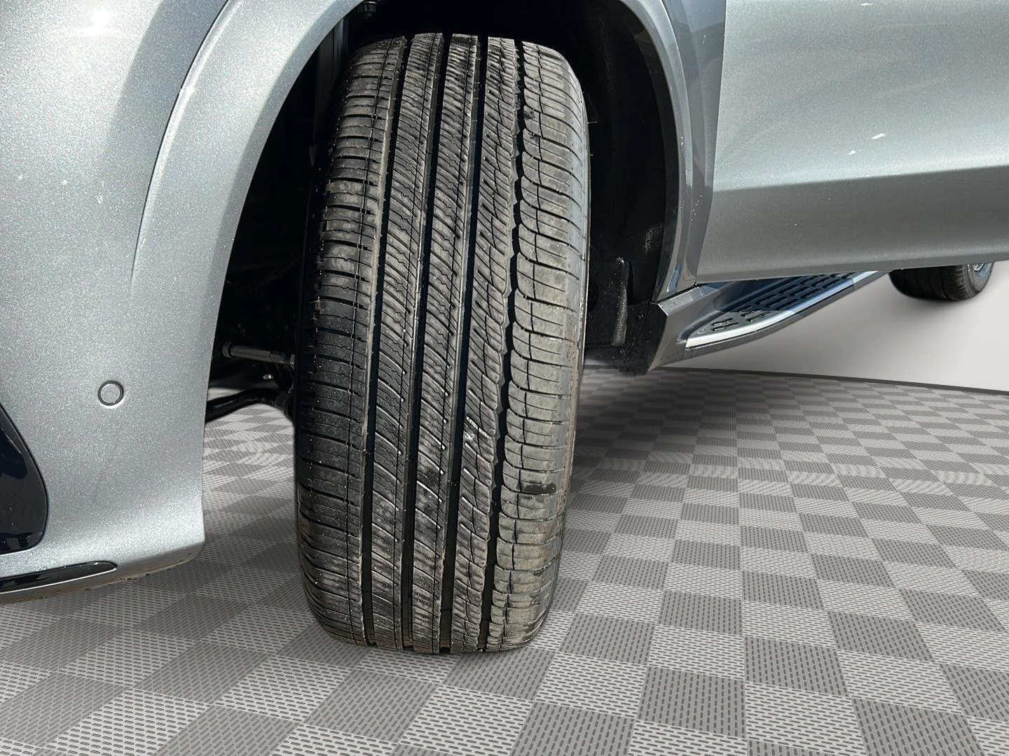 New 2026 Selenite Grey Metallic Mercedes-Benz GLE 450 image 10