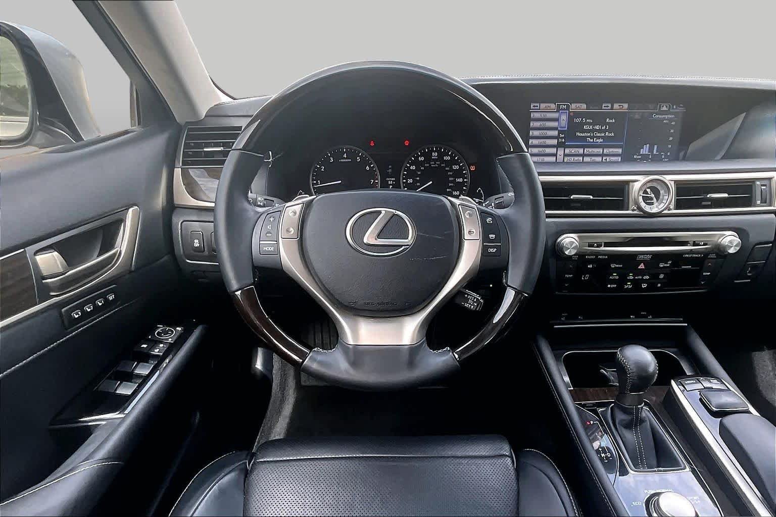 Used 2014 Liquid Platinum Lexus  image 5