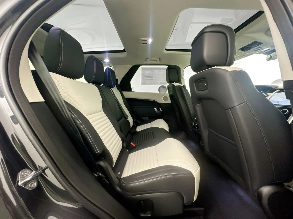 New 2026 Carpathian Grey Land Rover S image 27