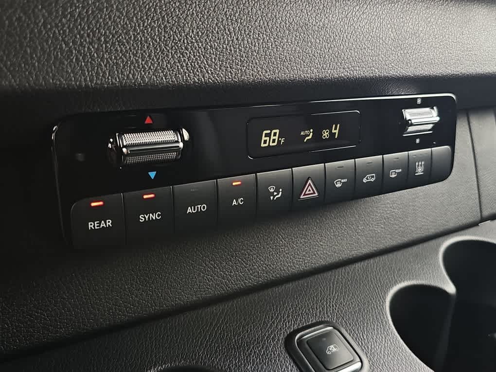Used 2025 Jet Black Mercedes-Benz  image 17