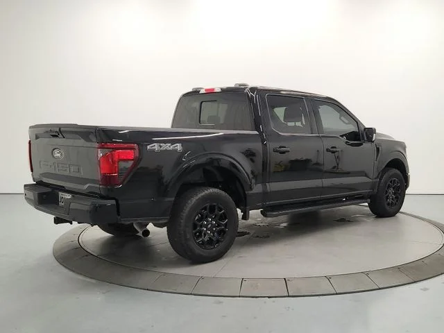 Used 2024 Black Ford XLT image 7