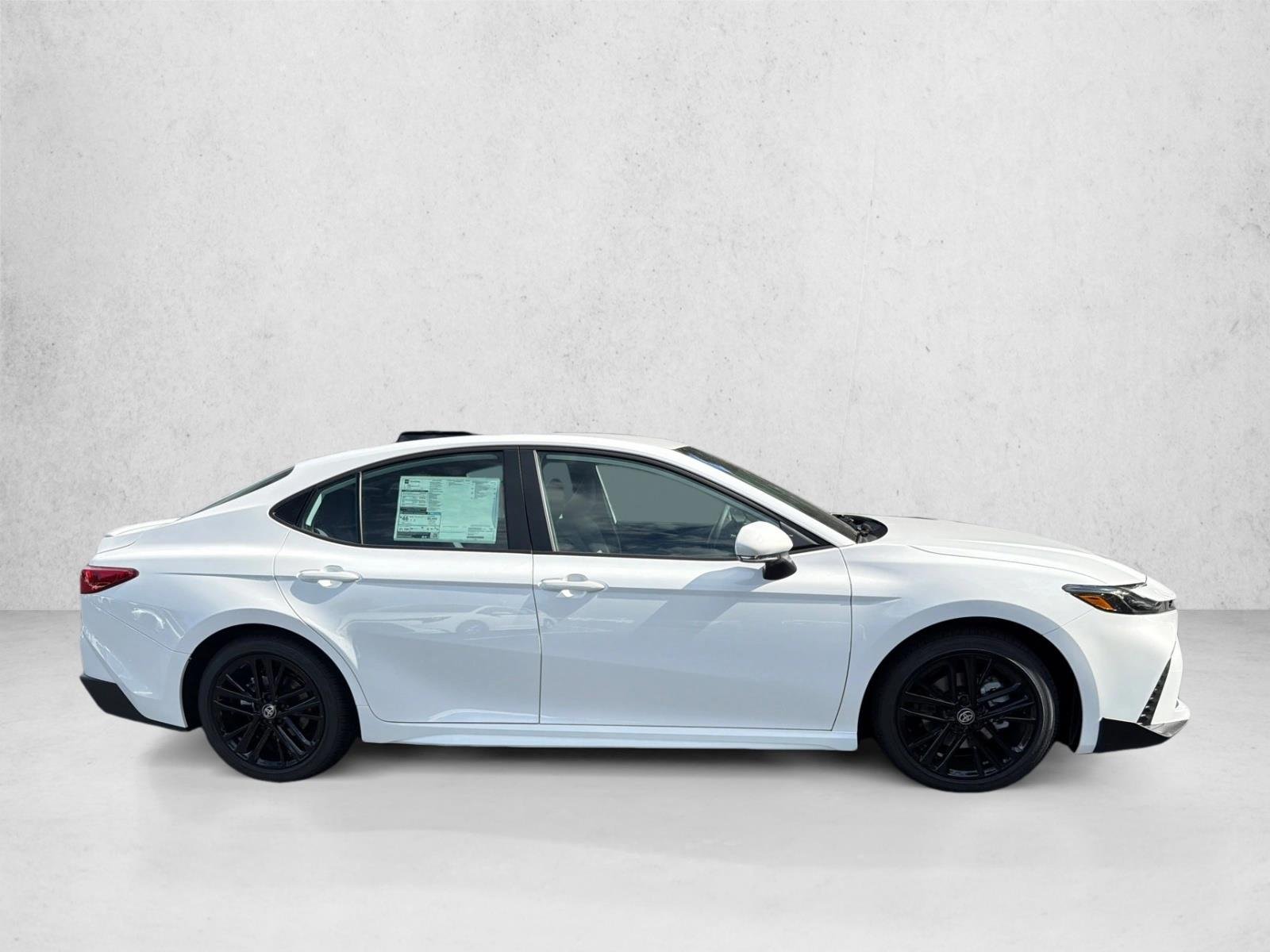 New 2026 Ice Cap Toyota SE image 2