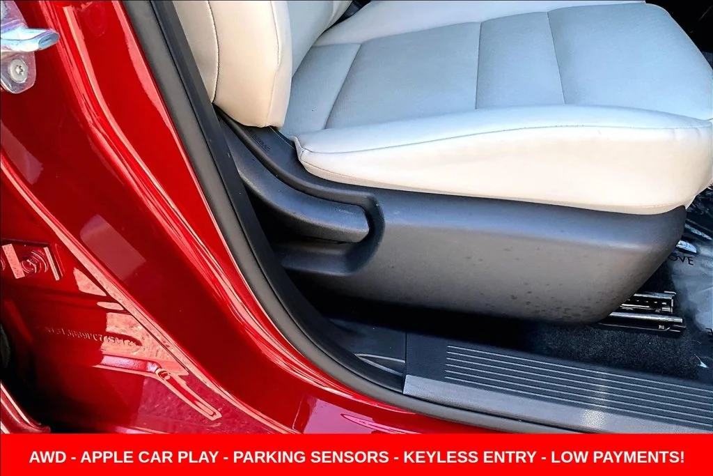 Used 2023 Red Nissan SV image 36