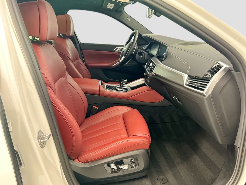 Used 2022 Alpine White BMW xDrive40i image 19