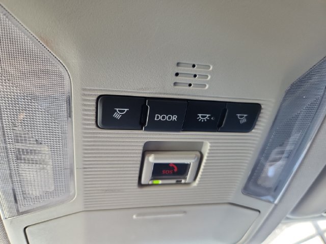 Used 2025 White Toyota LE image 29