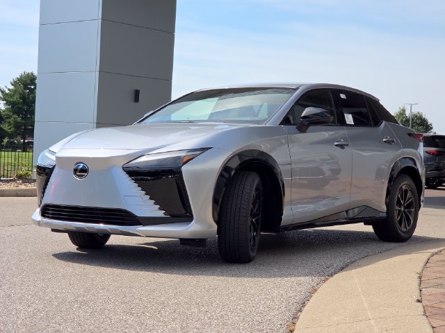 2026 Lexus RZ Base - Photo 18