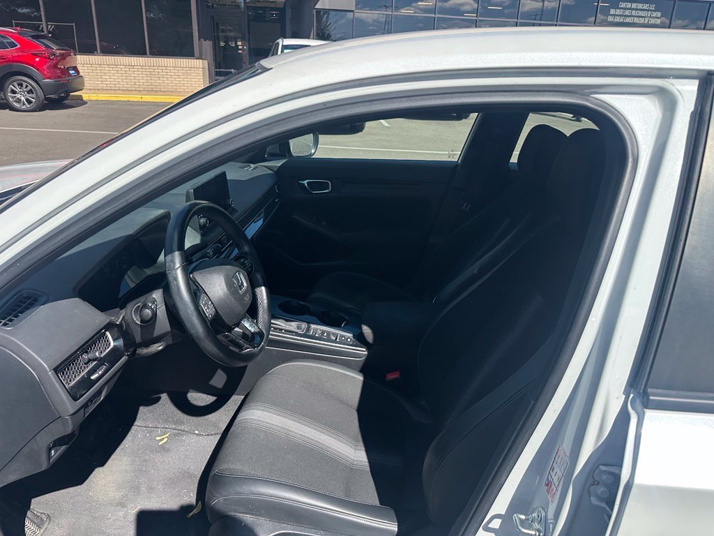 Used 2022  Honda Sport image 6
