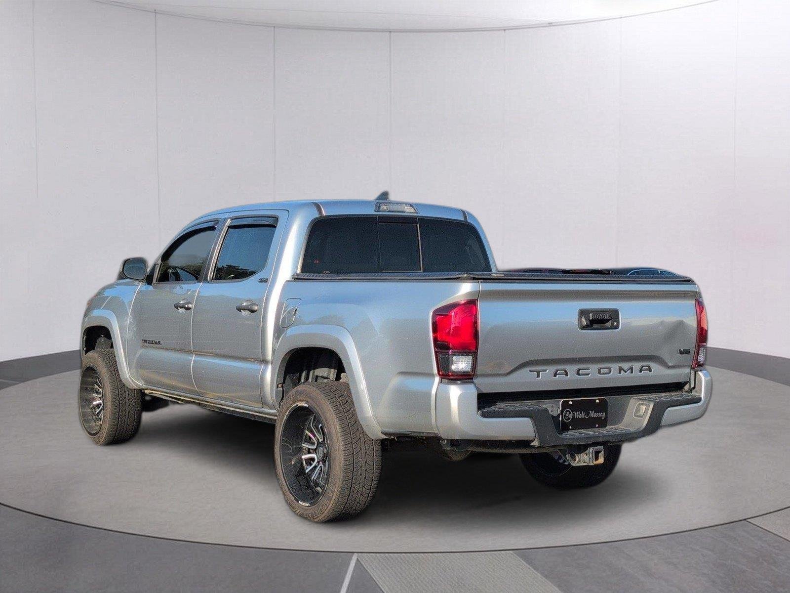 Used 2022 Celestial Silver Metallic Toyota SR5 V6 image 3