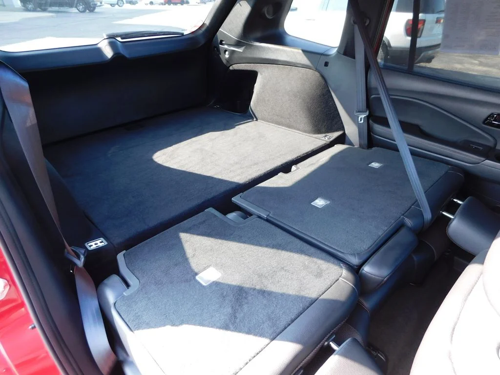 Used 2025 Red Honda Black Edition image 30