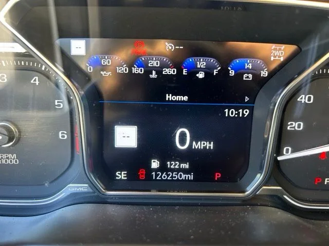 Used 2019 White GMC Denali image 8