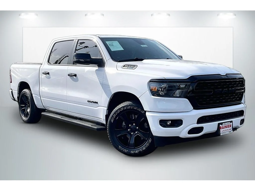 2023 RAM 1500 Big Horn/Lone Star 4x4 Crew Cab 5'7's photo