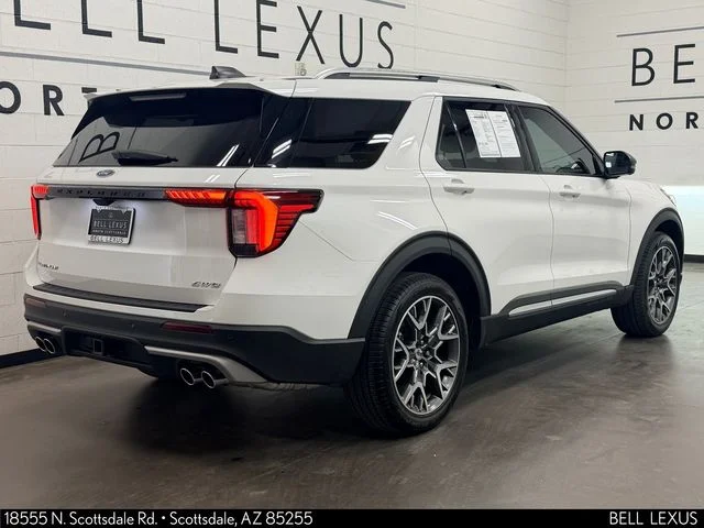 Used 2025 White Ford Platinum image 4