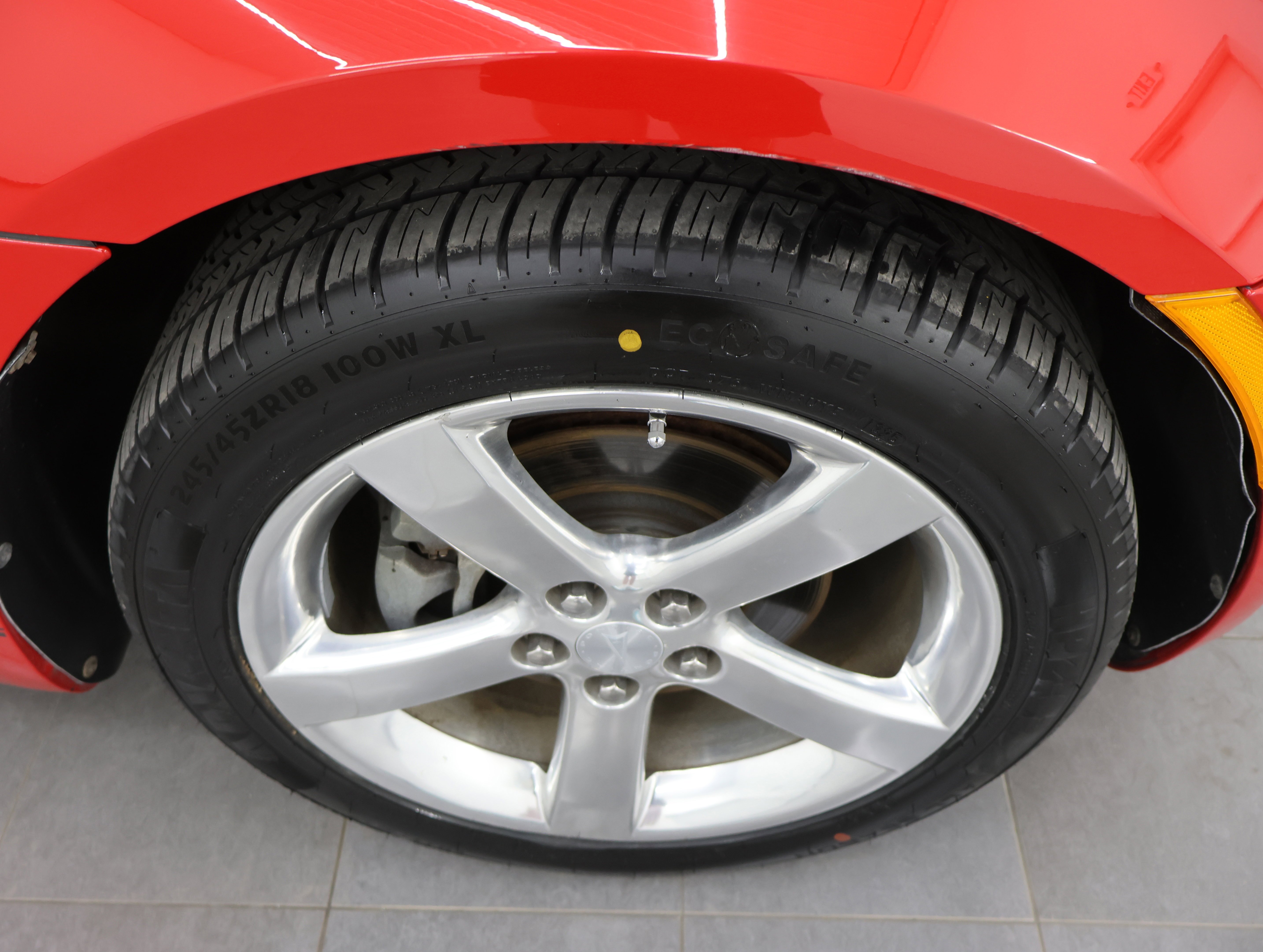 Used 2007 Aggressive (Victory Red) Pontiac GXP Convertible: GXP-CONVERTIBLE-5 SPEED STICK-BLACK LEATHER-LIKE NEW TIRES image 3