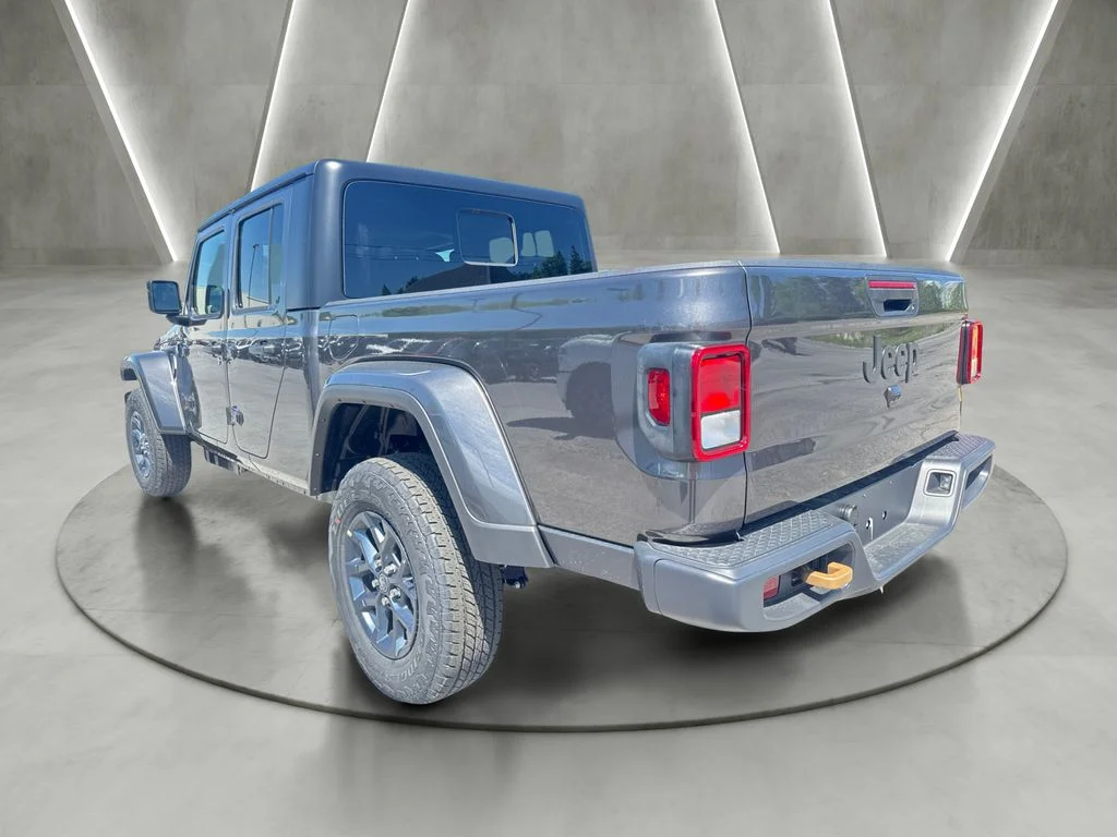 New 2026 Granite Crystal Metallic Clear-Coat Exterior Paint Jeep 85th Anniversary Edition image 5
