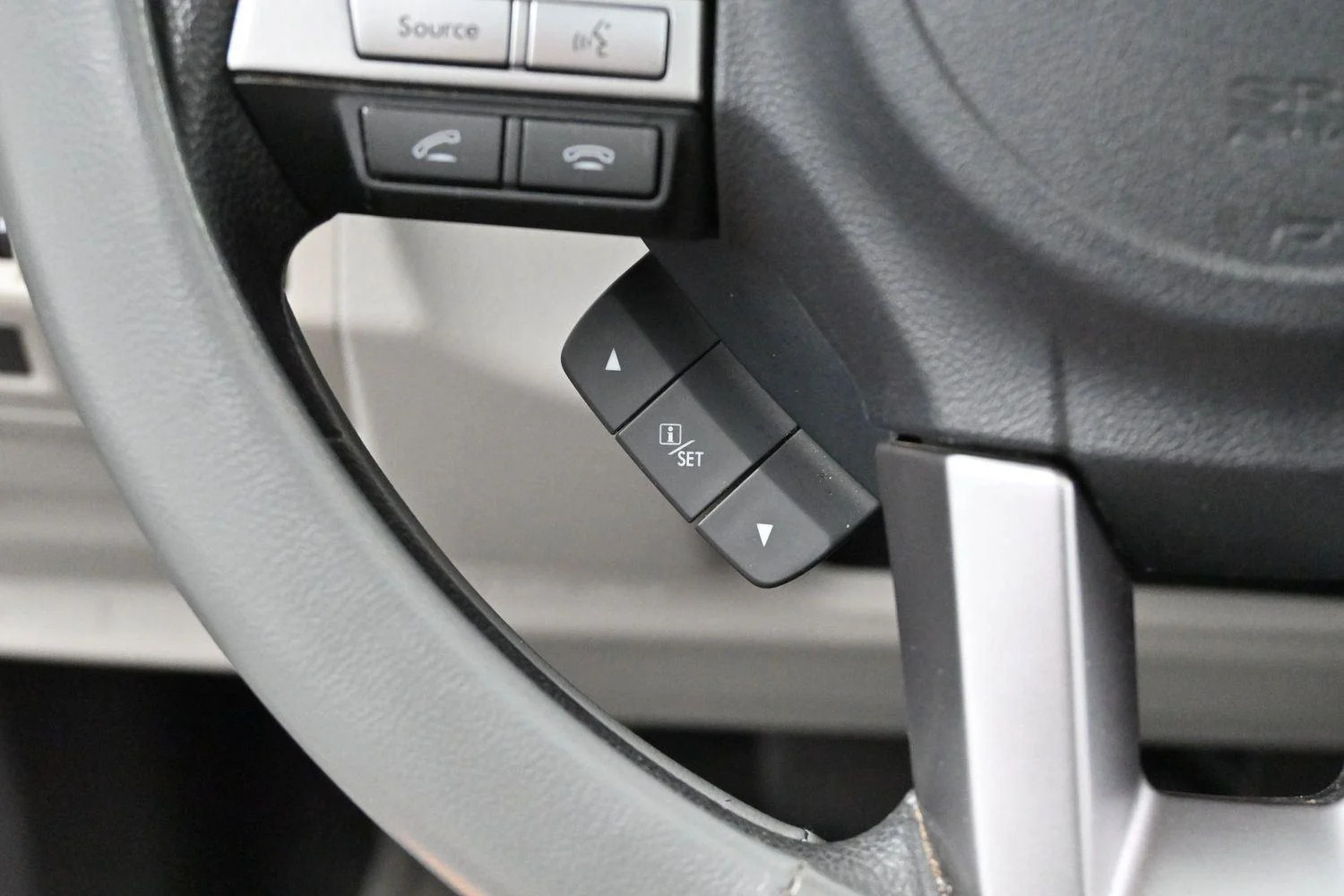 Used 2018 Ice Silver Metallic Subaru Premium image 16